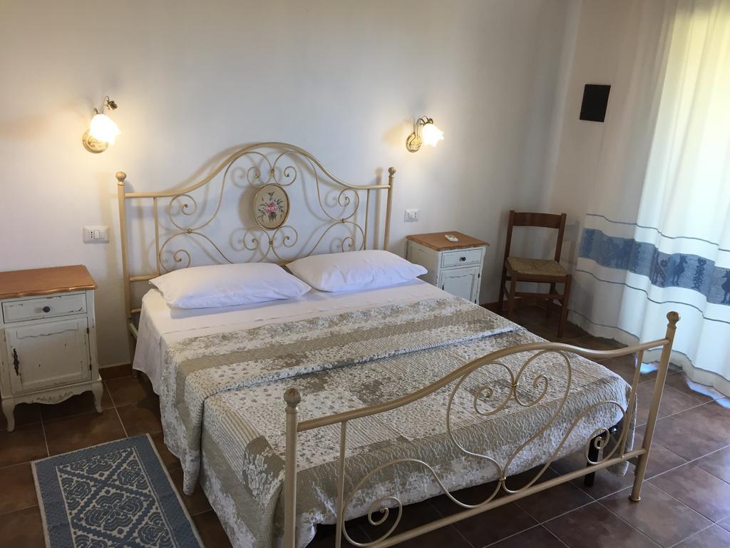 Villa Agriturismo Mieleamaro à Olbia Extérieur photo