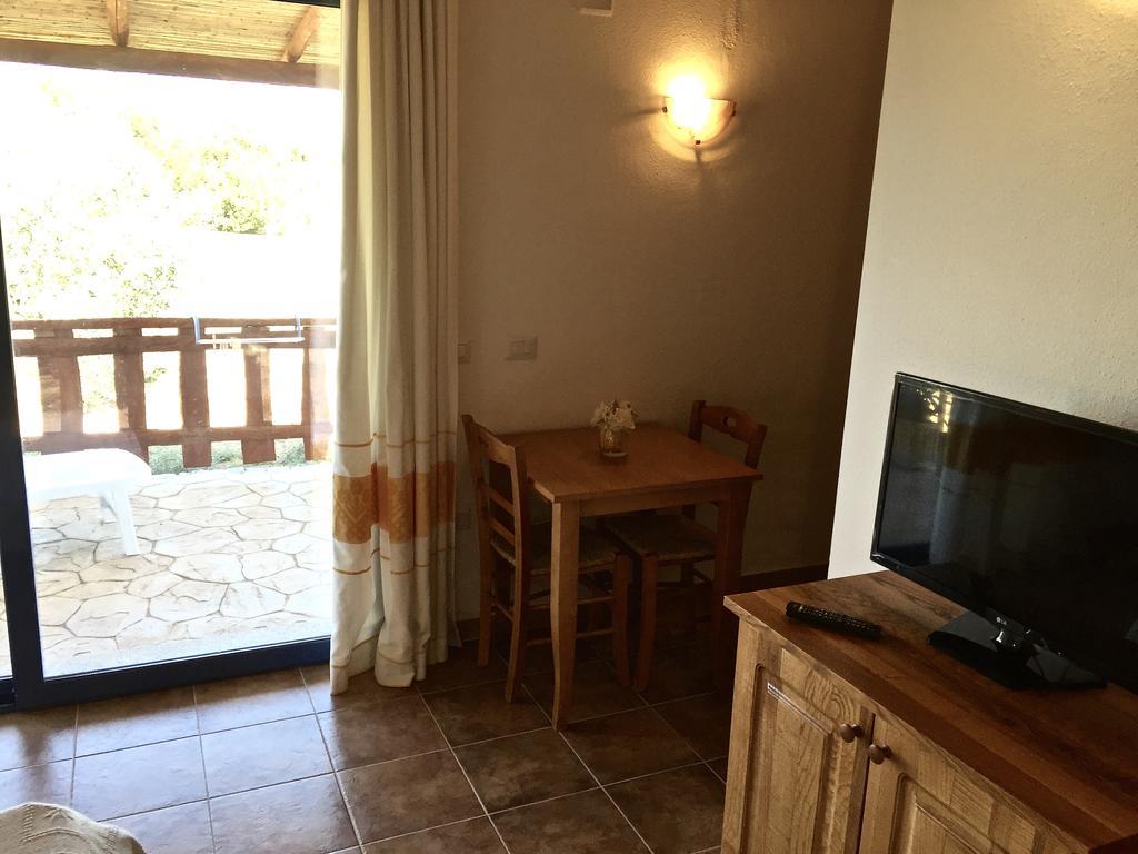 Villa Agriturismo Mieleamaro à Olbia Extérieur photo