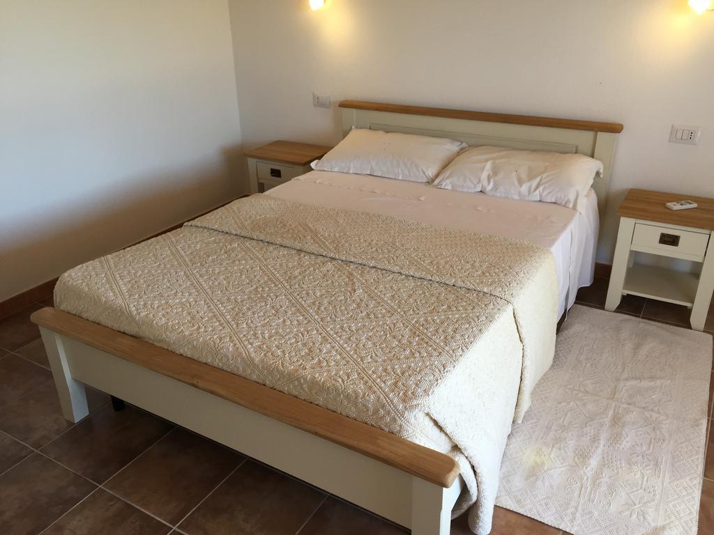 Villa Agriturismo Mieleamaro à Olbia Extérieur photo